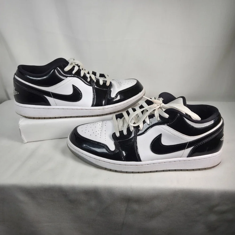 Nike Air Jordan 1 Low SE Concord DV1309-100 Mens Size 12 Black And White Leather